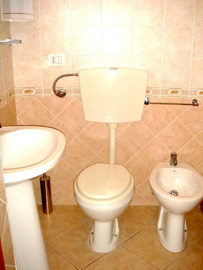 דירות Tergu Monolocale Loredana מראה חיצוני תמונה